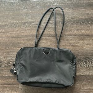 Prada bag excellent condition